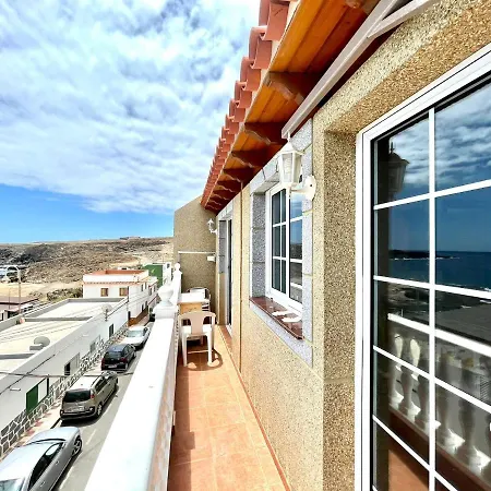 Apartmán Apartamento Con Wifi, En Primea Linea Y Vistas A La Oceano, La Jaca La Jaca